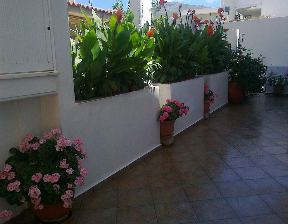 Neapoli Rooms Neápolis Habitación foto